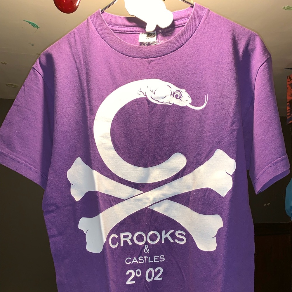 2010 Crooks and Castles original logo Tee